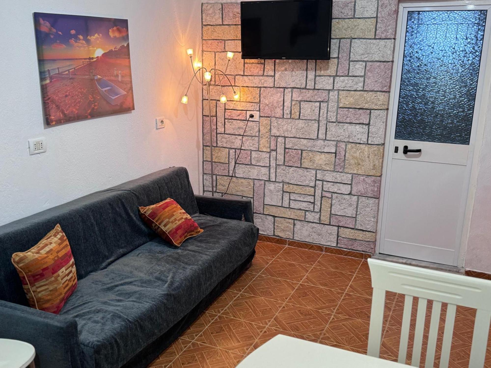 Joni'S Guest House Spille Esterno foto